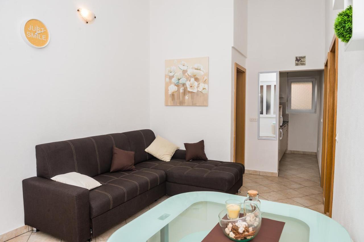 Apartments Slavka โรกอซนิซา ภายนอก รูปภาพ