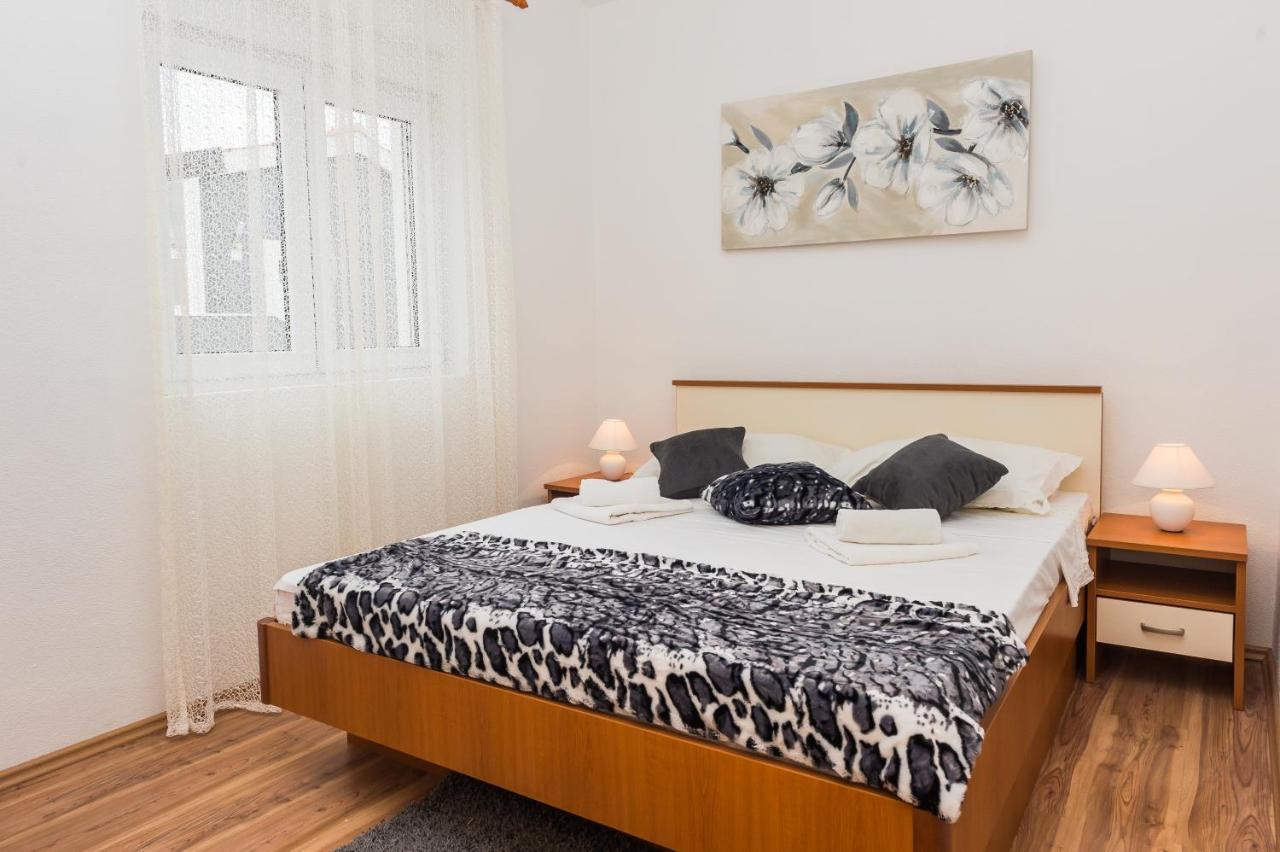 Apartments Slavka โรกอซนิซา ภายนอก รูปภาพ