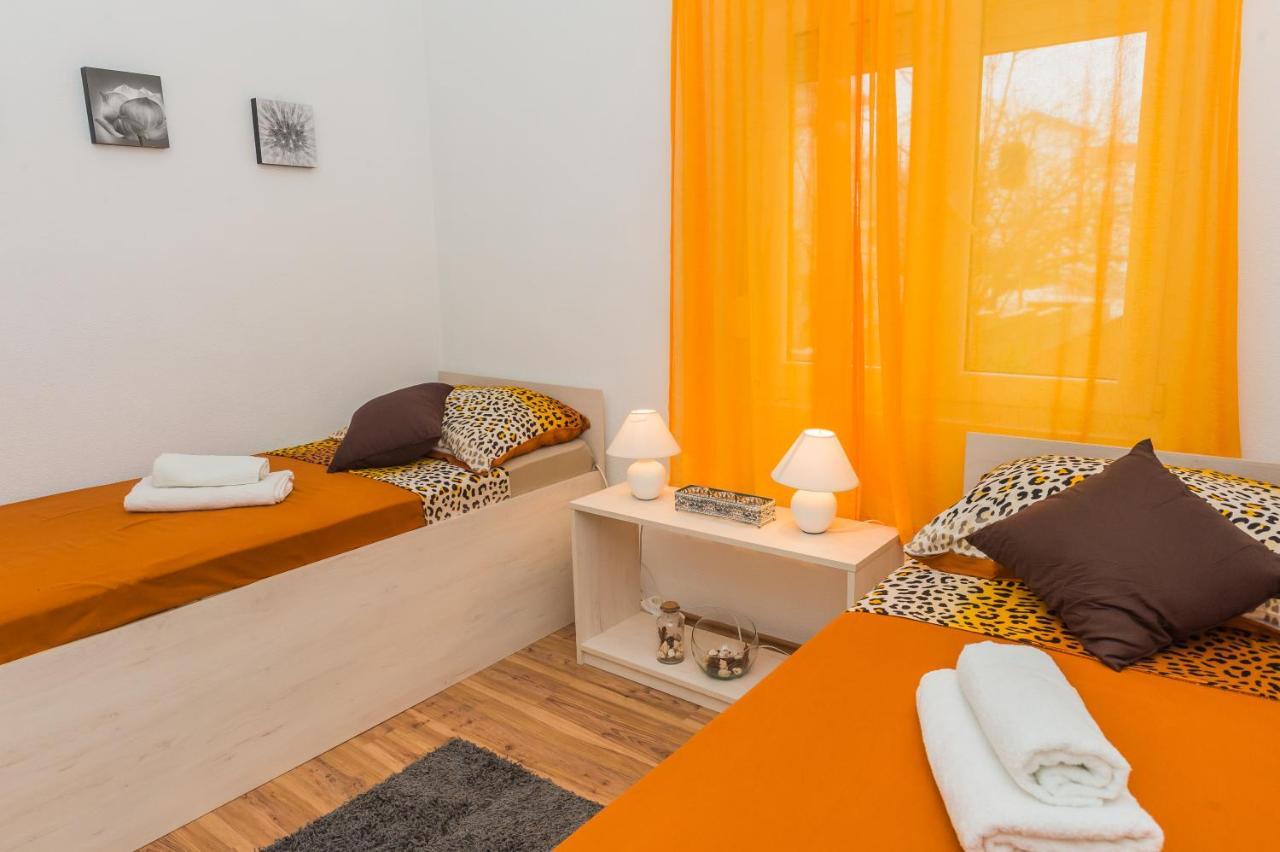 Apartments Slavka โรกอซนิซา ภายนอก รูปภาพ