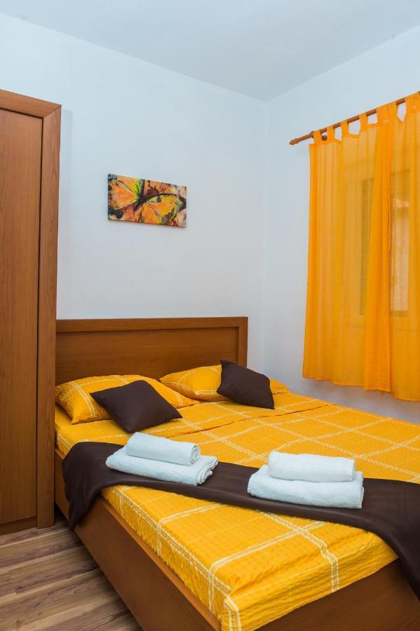 Apartments Slavka โรกอซนิซา ภายนอก รูปภาพ